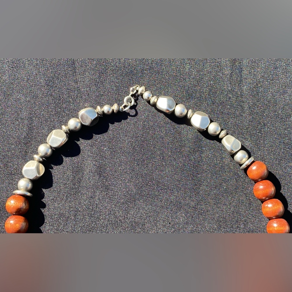 STATEMENT NECKLACE & BRACELET SET POLISHED WOOD & SILVER TONE BEADS - Picture 8 of 12